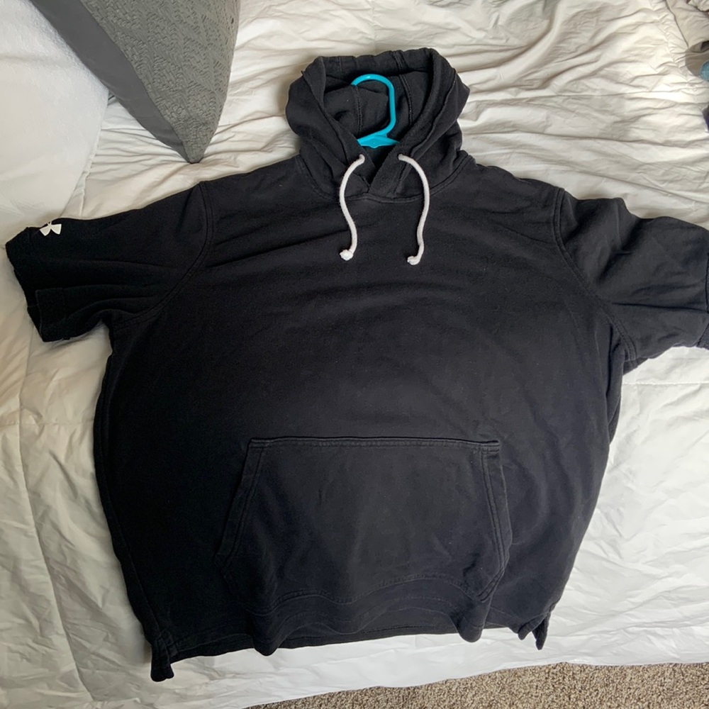 Under Armor SS Hoodie - Like New